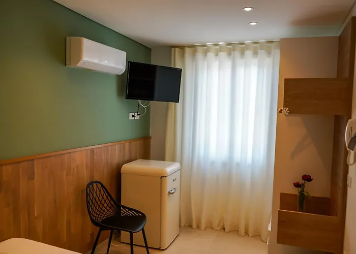 Alojamento de Acomodação e Pequeno-almoço Althea Marina di Schiavonea